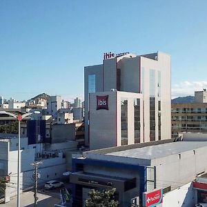 Ibis Vitoria Praia De Camburi